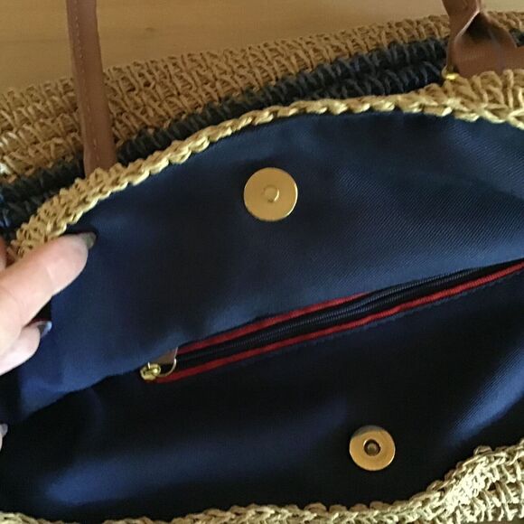 Tommy Hilfiger Handbag Beige Stripes Crochet Interior Pocket VSCO Vintage - Picture 4 of 6